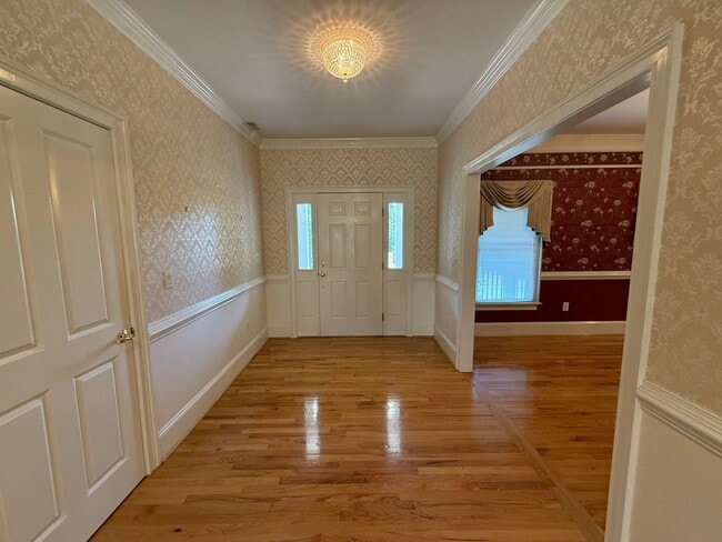 Foto del edificio - 785 Glenwood Dr