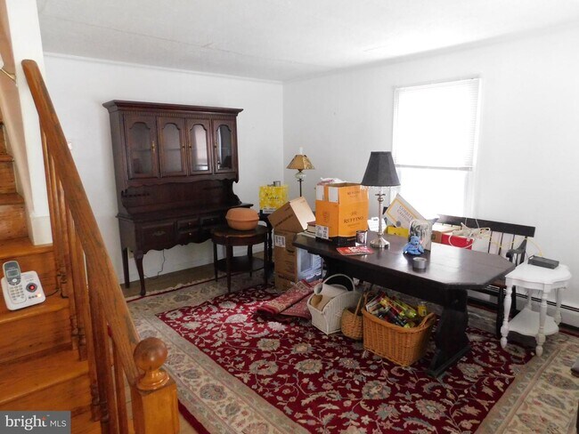 Building Photo - 207 Scarlett Ave