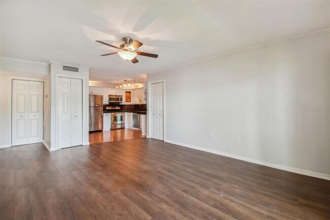 Foto del edificio - 5558 Baywater Dr