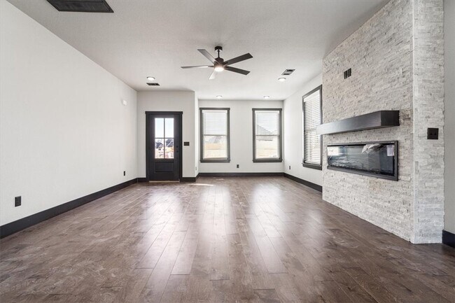 Foto del edificio - 7010 SW Orange Ave