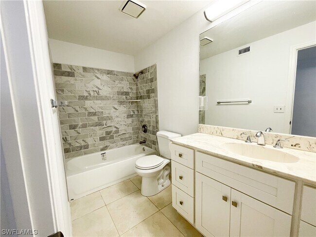 Building Photo - 5712 Foxlake Dr