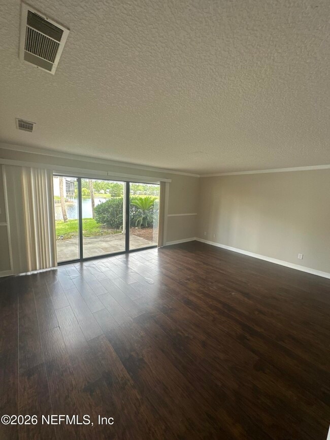 Building Photo - 7867 Bahia Vista Ct