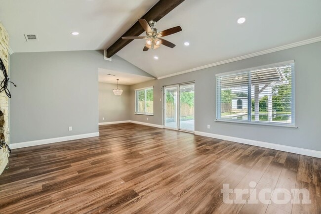 Foto del edificio - 7549 David Dr