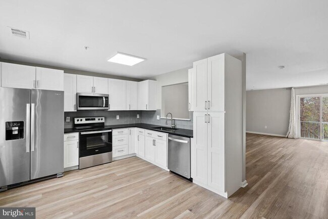 Foto del edificio - 4935 Wallflower Wy