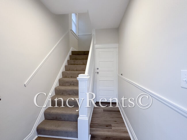 Building Photo - 3121 Minot Ave