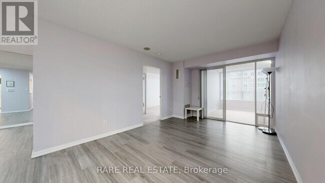 Photo du bâtiment - 88 Corporate Dr