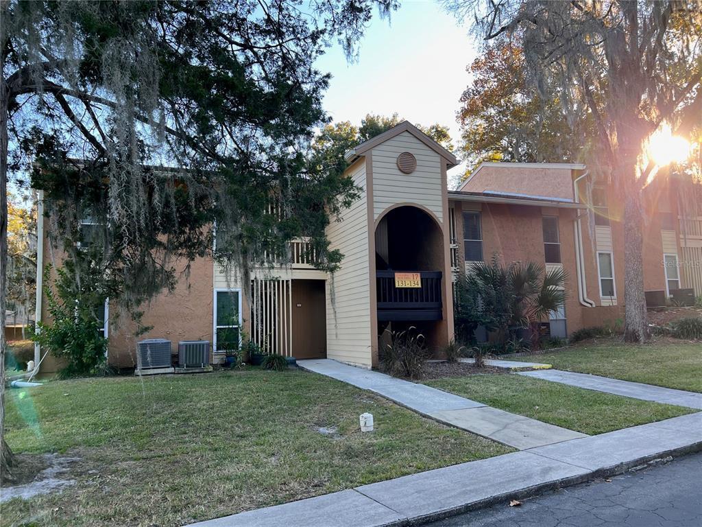 Foto principal - 1810 NW 23rd Blvd