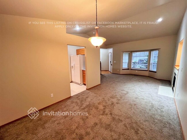 Foto del edificio - 17276 Willow Ln SE