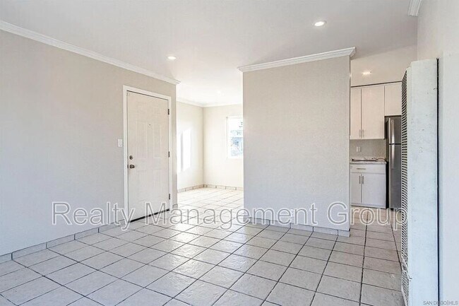 Foto del edificio - 4143 Van Dyke Ave