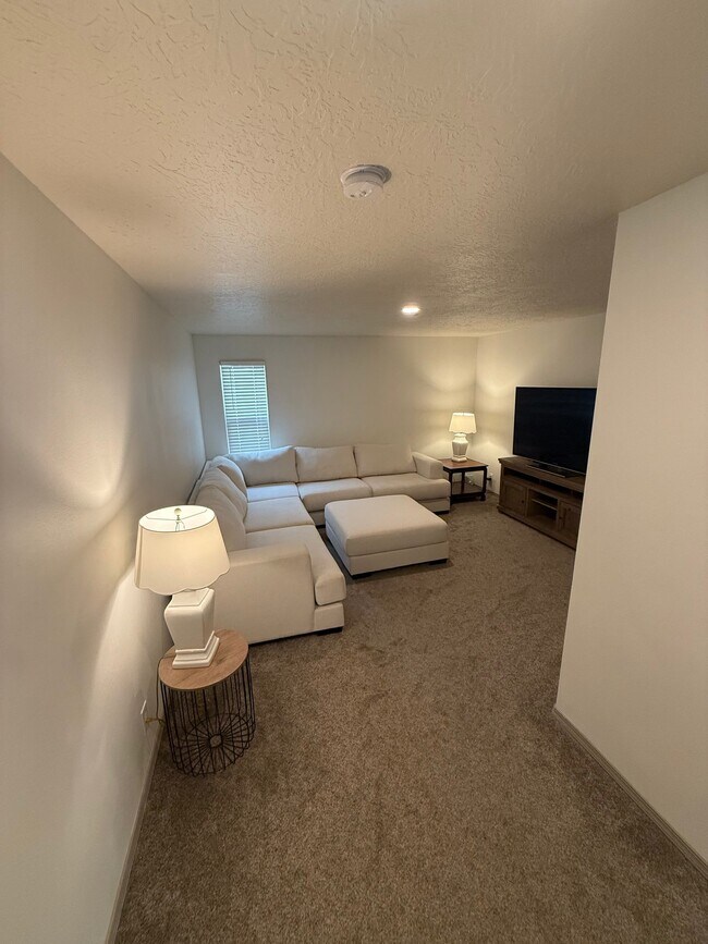 Foto del edificio - 2650 N Chancery Way
