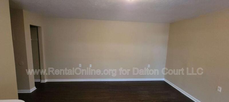 Foto principal - 5312 Milner Rd