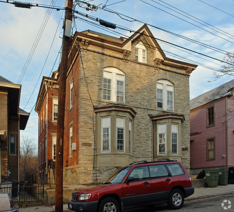 22252227 Kenton St, Cincinnati, OH 45206 Apartments in Cincinnati, OH