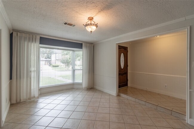 Foto del edificio - 2643 Hodges Bend Cir