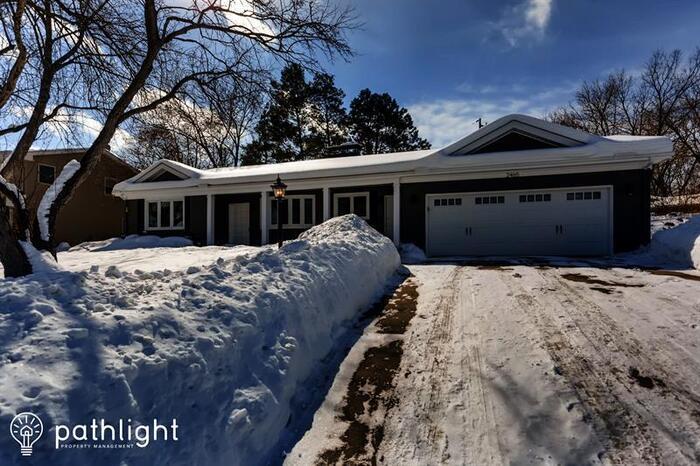 Primary Photo - 2465 Brunswick Avenue North, Golden Valley...