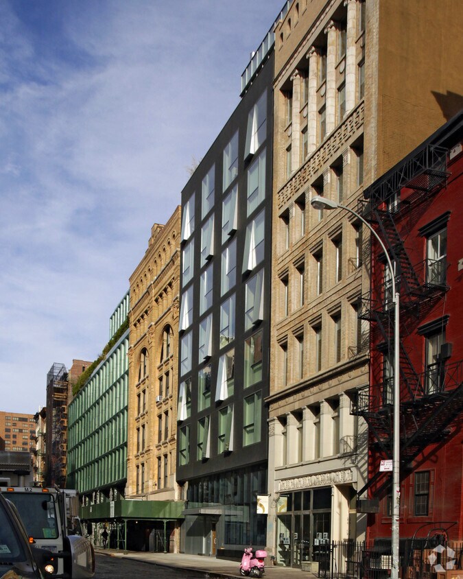 Foto principal - 48 Bond St