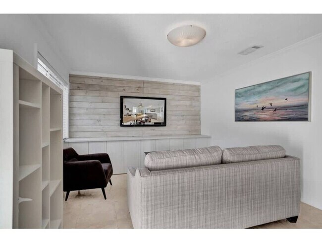 Foto del edificio - 3215 NE 7th St