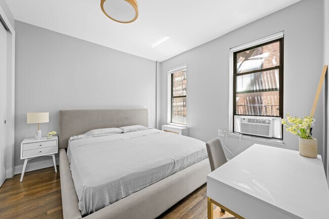 Foto del edificio - 270 W 11th St