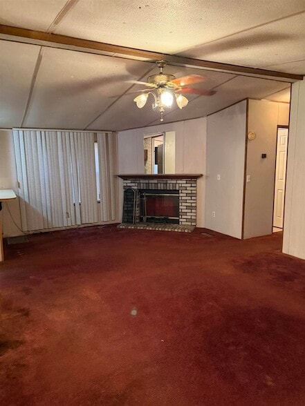 Foto del edificio - 8012 Pin Oak Rd