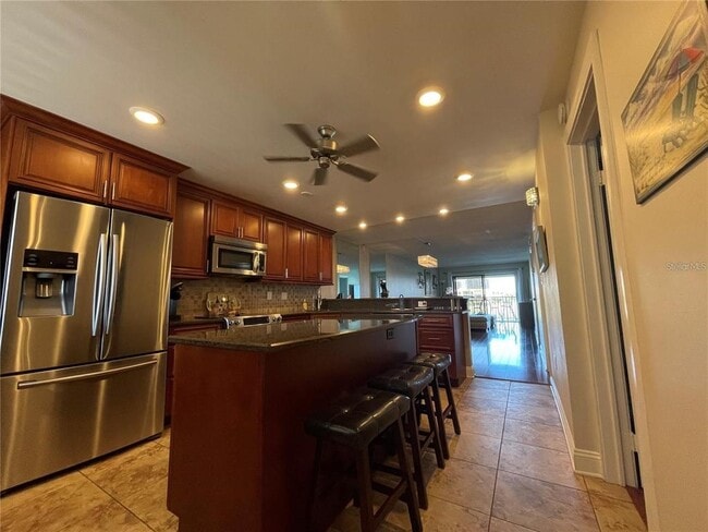 Building Photo - 7150 Sunset Way