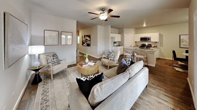 Foto del edificio - 3 Bedroom 2 Bathroom 2 Car Garage Home in Oakdale School District