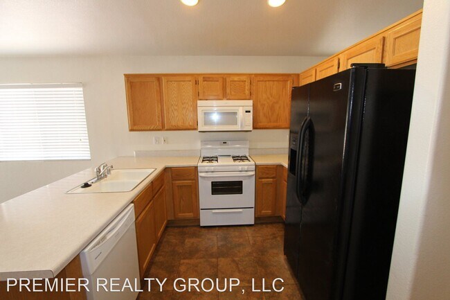 Building Photo - 3 br, 2 bath House - 9004 Crooked Shell Ave.