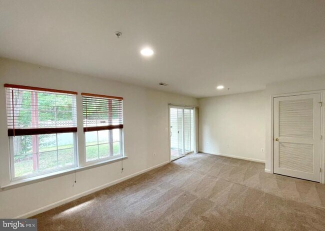 Foto del edificio - 22749 Bayside Way