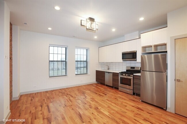 Foto del edificio - 4406 S Calumet Ave