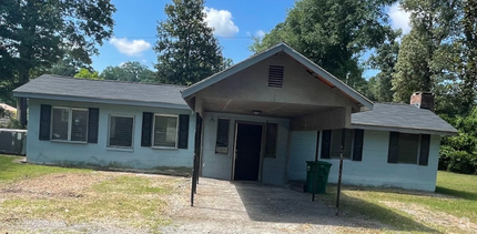 Building Photo - 2300 Pearce Ave