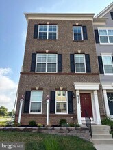 Building Photo - 6150 Posey St