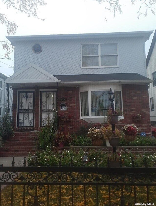Primary Photo - 145-47 109th Ave