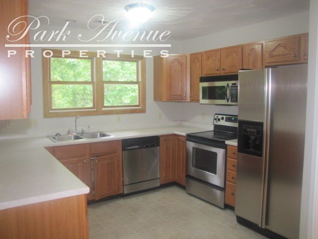 Foto del edificio - 182 Mary Circle--Pending Lease