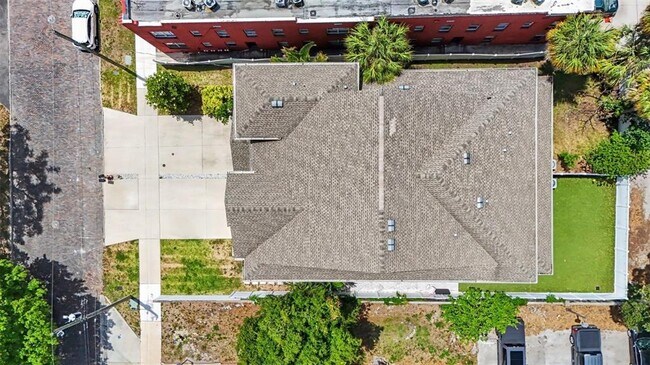 Building Photo - 109 S Newport Ave