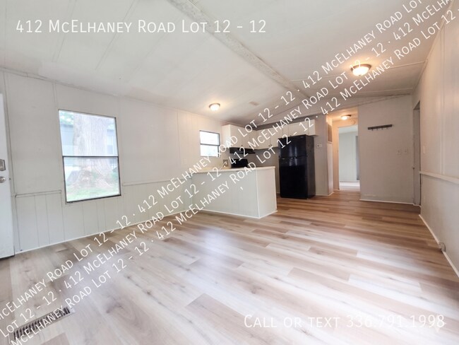 Building Photo - 412 McElhaney Rd