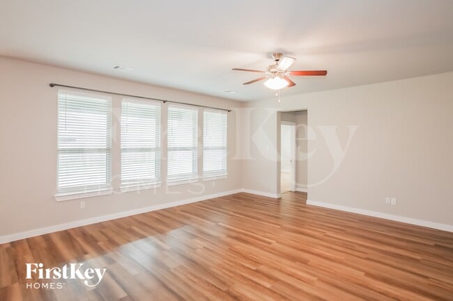 Foto del edificio - 12113 Willet Rd