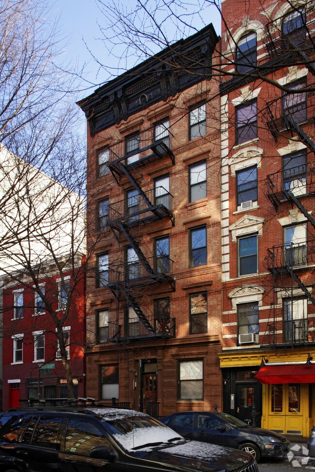 Primary Photo - 52 Macdougal St