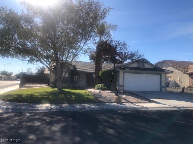Primary Photo - 6201 Minerva Dr
