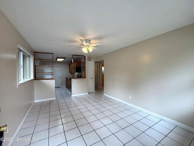 Foto del edificio - 4464 Spring Glen Rd