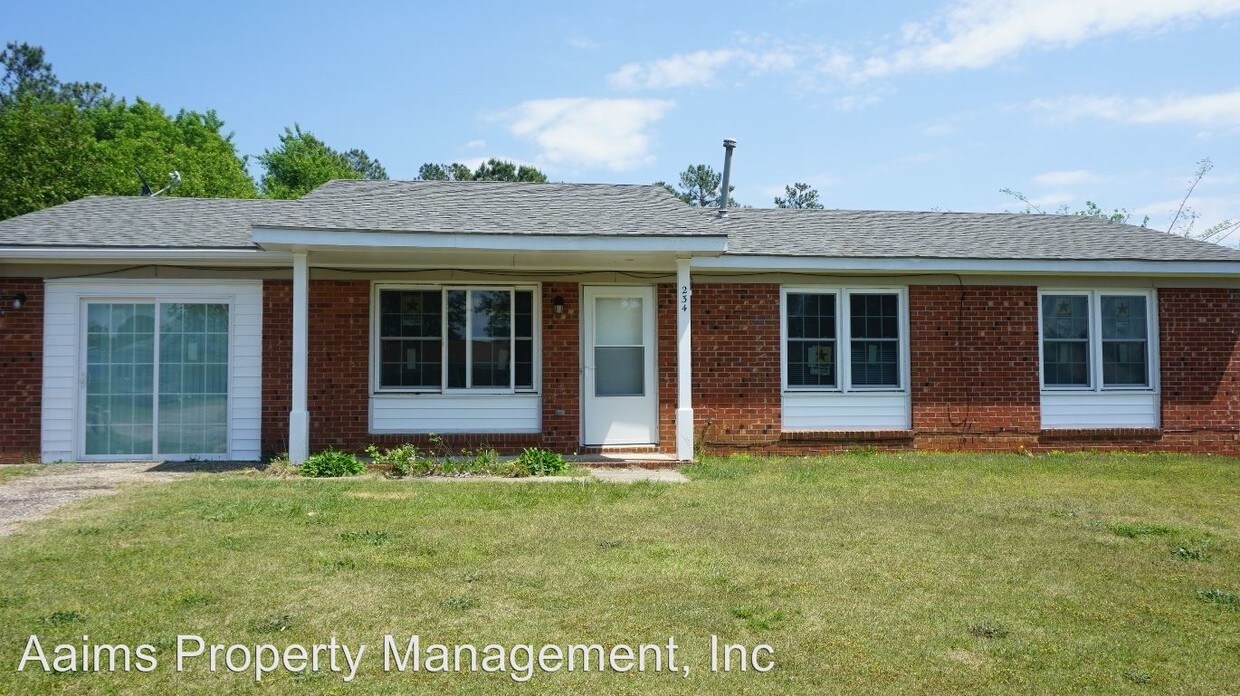 Primary Photo - 3 br, 1.5 bath House - 234 Pierron Drive