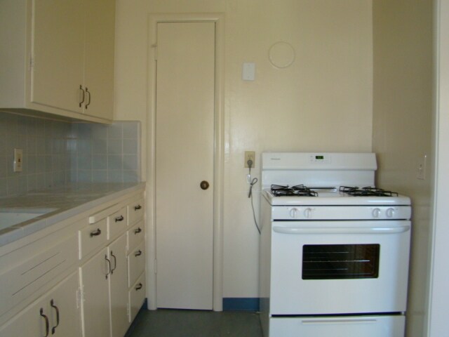 Building Photo - 15 Kent Pl