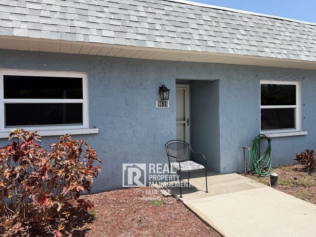 Photo - 9639 Greenskeeper Dr Townhome