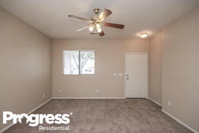 Building Photo - 11170 W Holly St