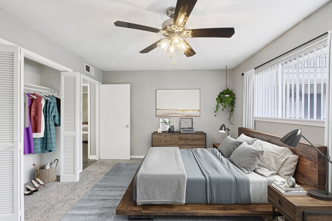 Photo - ReNew Greenway Apartments