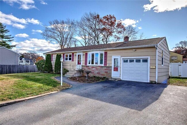 Foto del edificio - 138 Youngs Ave