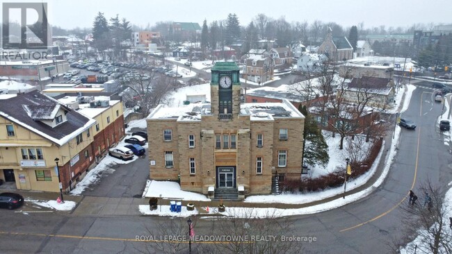 Building Photo - 70-70 Mill St