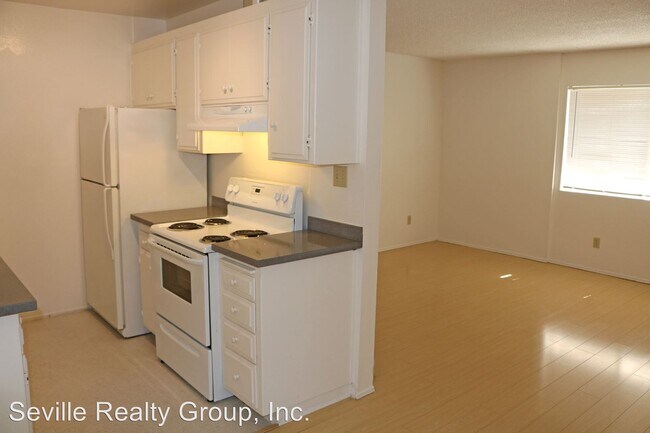 Foto del edificio - 2024 Reed Ave