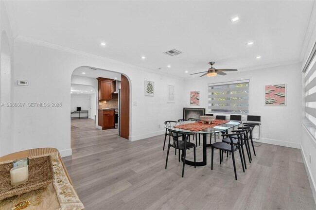 Foto del edificio - 1532 Fletcher St