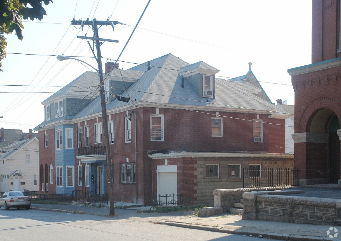 Primary Photo - 122-124 Franklin St