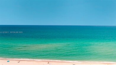 Building Photo - 5415 Collins Ave