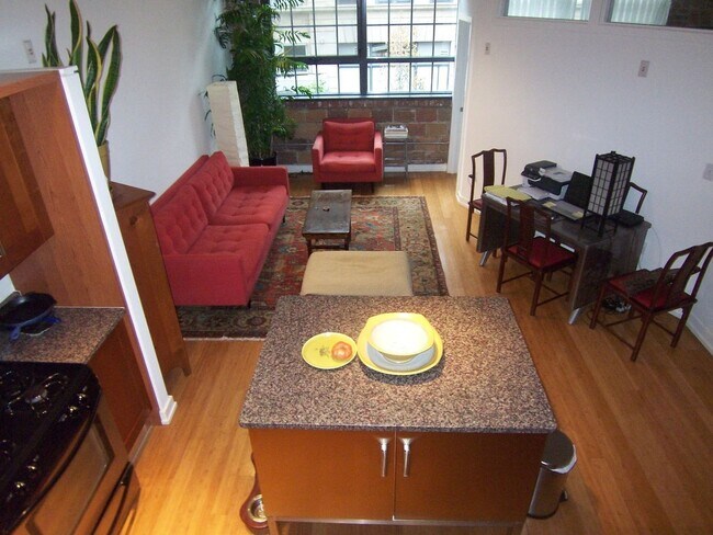 Foto del edificio - Centrally Located Elegant Designer-Chic 1B...