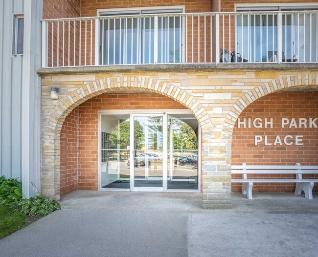 Building Photo - High Park Place Apartments